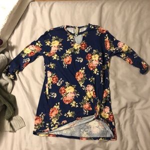 Floral top